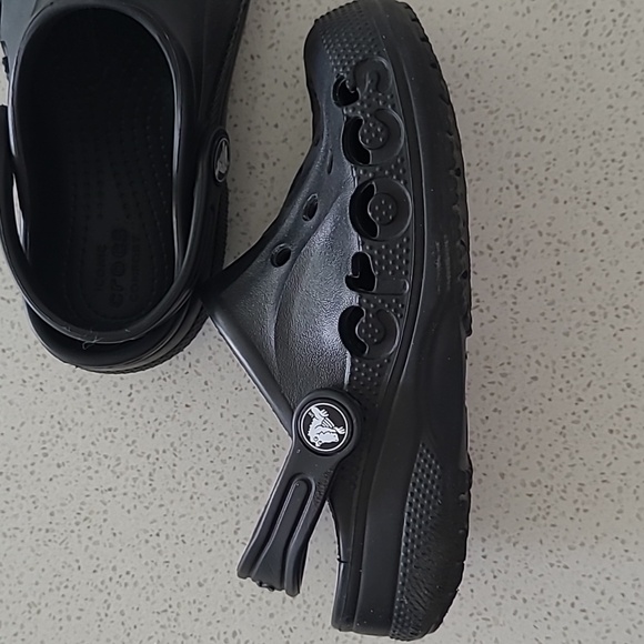 Crocs - Picture 2 of 3